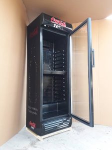 یخچال ایستاده ۶۰ سانتی طرح تمام مشکی